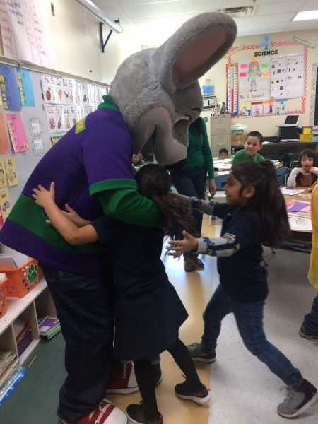 Chuck E Cheese