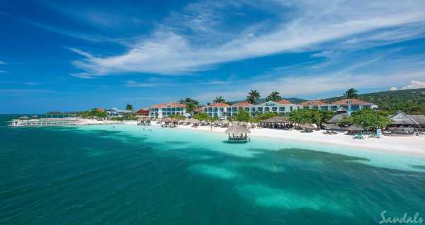 Cruise Planners – Dotsie&#039;s Travel
