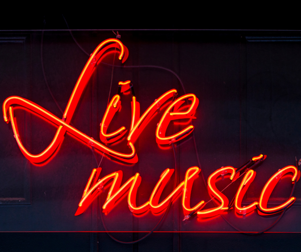 Music, Live Bands and Mariachis